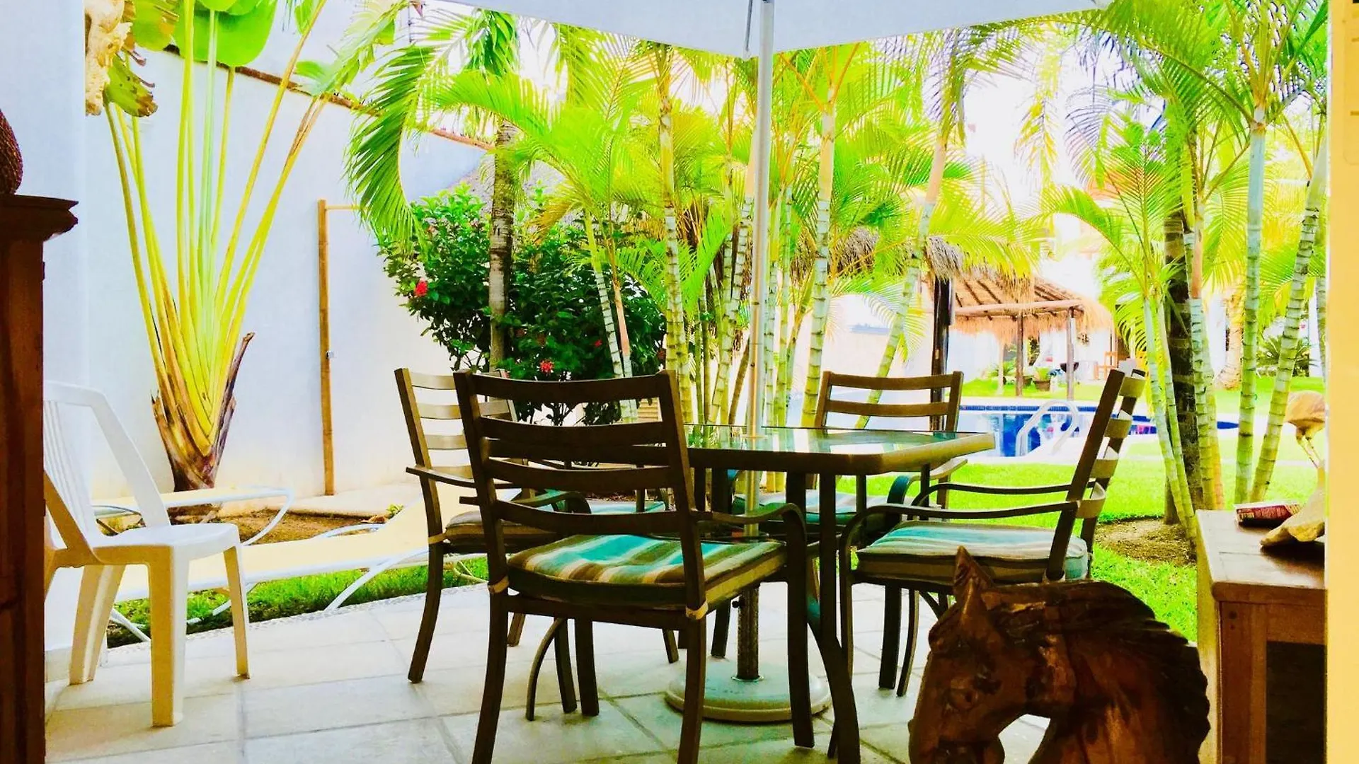 Executive Comfort Room With Swimming Pool Air Conditioning And Parking Πλάγια Ντελ Κάρμεν Πανσιόν