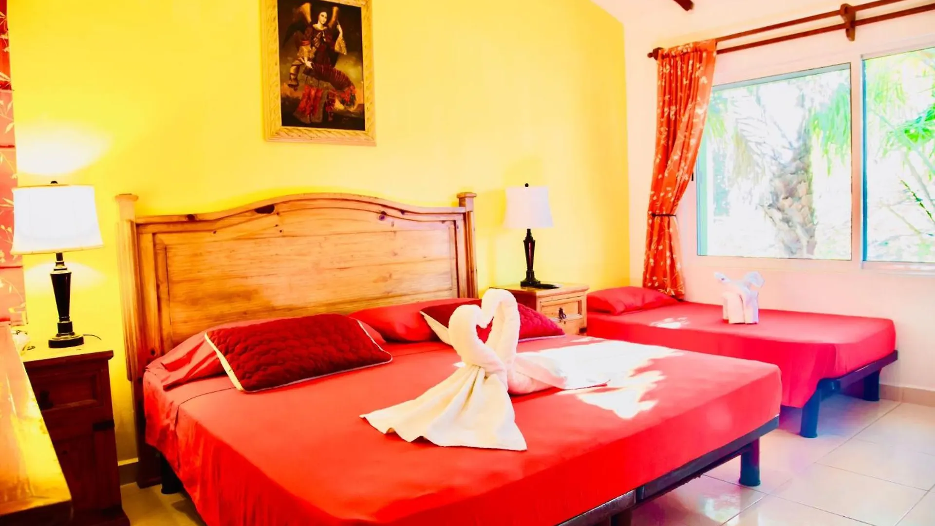Πανσιόν Executive Comfort Room With Swimming Pool Air Conditioning And Parking Πλάγια Ντελ Κάρμεν